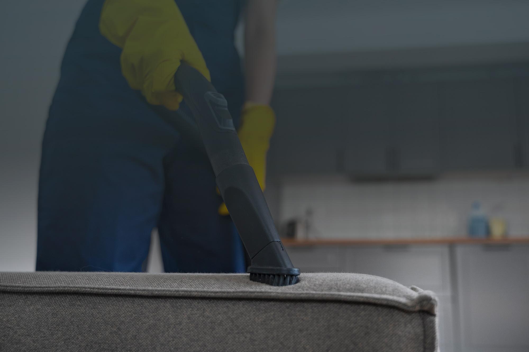 مبلشویی در اصفهان