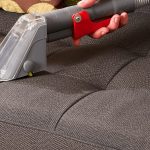 تمیز کردن مبل با شامپو فرش