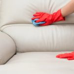 چگونه مبل چرمی را تمیز کنیم؟