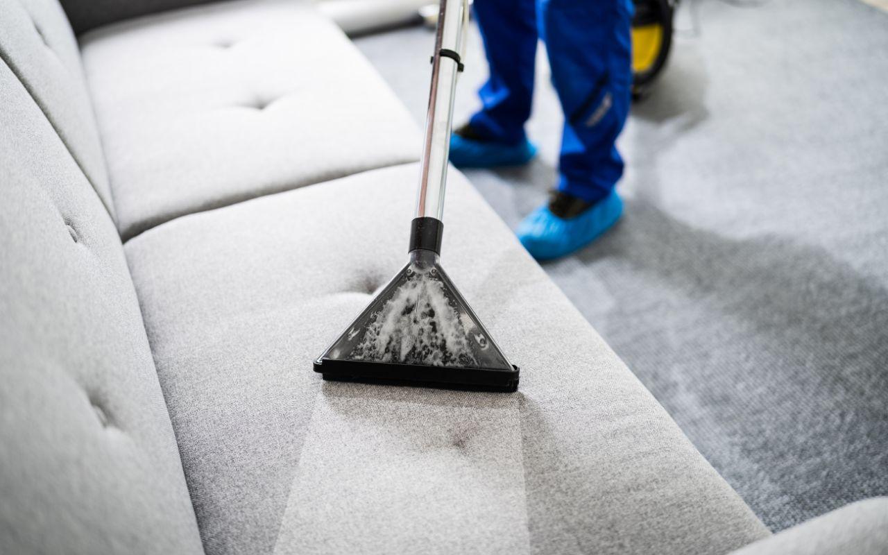 کاهش بوی نامطبوع با مبل شویی